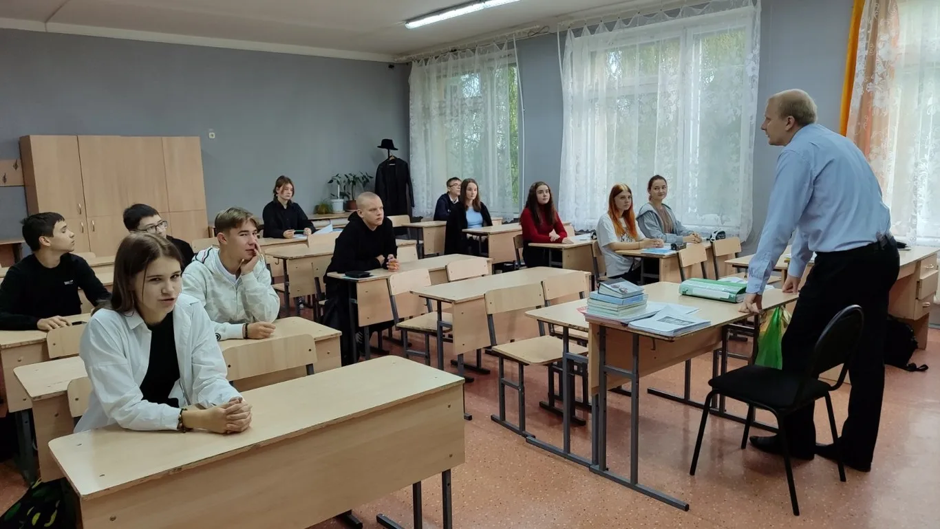 Будем продолжателями дел настоящих героев